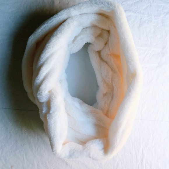 Cream Color Faux Fur Infinity Scarf - Picture 2 of 2